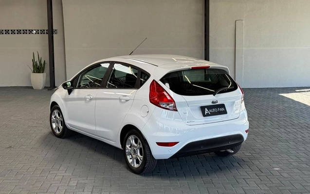 imagem-https://www.socarrao.com.br/sc-vehicle-images-prod/4147093/1790465796180-8458300_7_B_0f200c2019.jpeg
