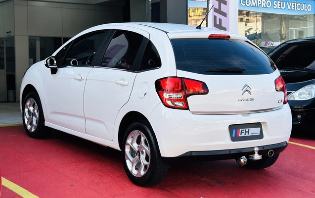 imagem-https://www.socarrao.com.br/sc-vehicle-images-prod/4147113/1790467450184-gb-81c1fa5.jpeg