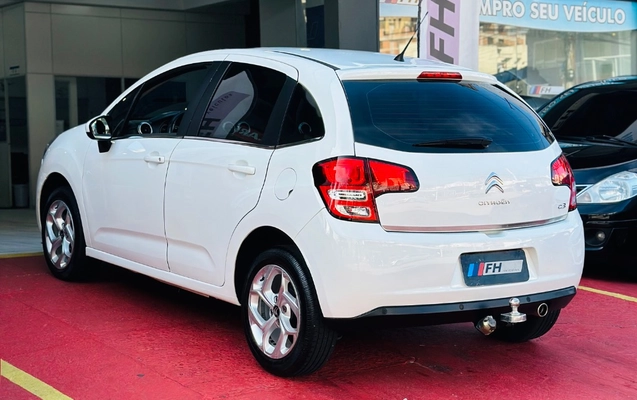 imagem-https://www.socarrao.com.br/sc-vehicle-images-prod/4147113/1790467450187-gb-720a2e0.jpeg