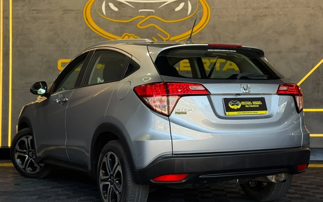 imagem-https://www.socarrao.com.br/sc-vehicle-images-prod/4155560/1790510384003-003_d537d78158ad5f1288aab472b9df4315.jpg