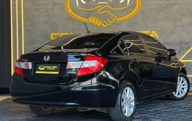 imagem-https://www.socarrao.com.br/sc-vehicle-images-prod/4155561/1790510643175-003_cc84af9c0593be999fc361e6c3ca8208.jpg