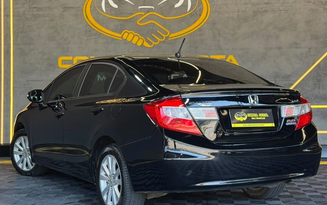 imagem-https://www.socarrao.com.br/sc-vehicle-images-prod/4155561/1790510643184-003_7b39bdc4e74b12aa5783e34fe6739686.jpg