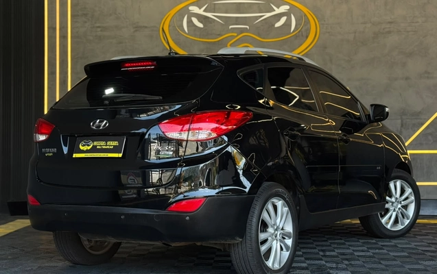 imagem-https://www.socarrao.com.br/sc-vehicle-images-prod/4155562/1790510894086-003_658cd20d07c7e8ba8910fab66a265243.jpg