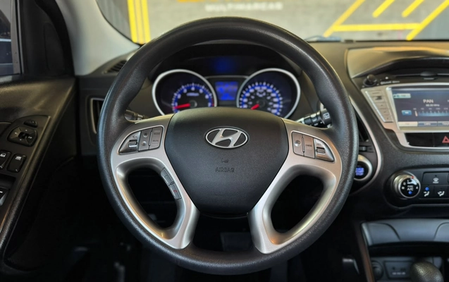 imagem-https://www.socarrao.com.br/sc-vehicle-images-prod/4155562/1790510894093-003_ff4c8940e4093548a95c3302d0dae934.jpg
