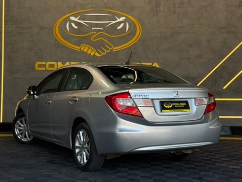 imagem-https://www.socarrao.com.br/sc-vehicle-images-prod/4155625/1790514380559-003_2d82af4fc0a3f5a07f3f1459bcb97a4f.jpg