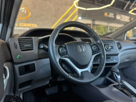 imagem-https://www.socarrao.com.br/sc-vehicle-images-prod/4155625/1790514380560-003_8700bd53d7a15a94778a209392eb86fc.jpg