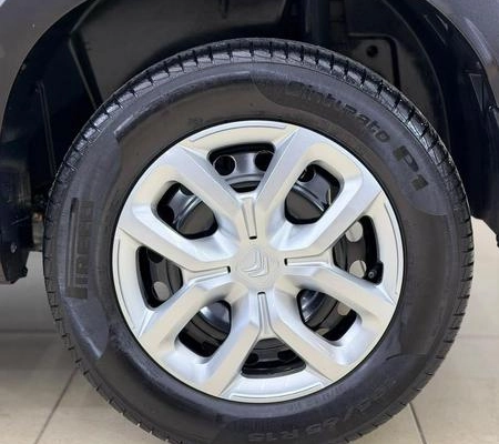 imagem-https://www.socarrao.com.br/sc-vehicle-images-prod/4155691/1791383462682-8517951_14_B_a26cd1e13c.jpeg