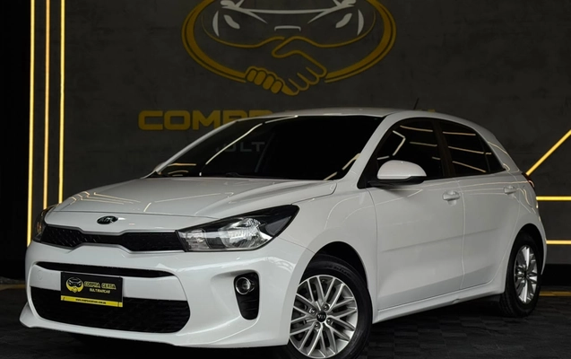 imagem-https://www.socarrao.com.br/sc-vehicle-images-prod/4155890/1790523039593-003_4f5dd0d8915712c7d17b0fd7ab820de5.jpg