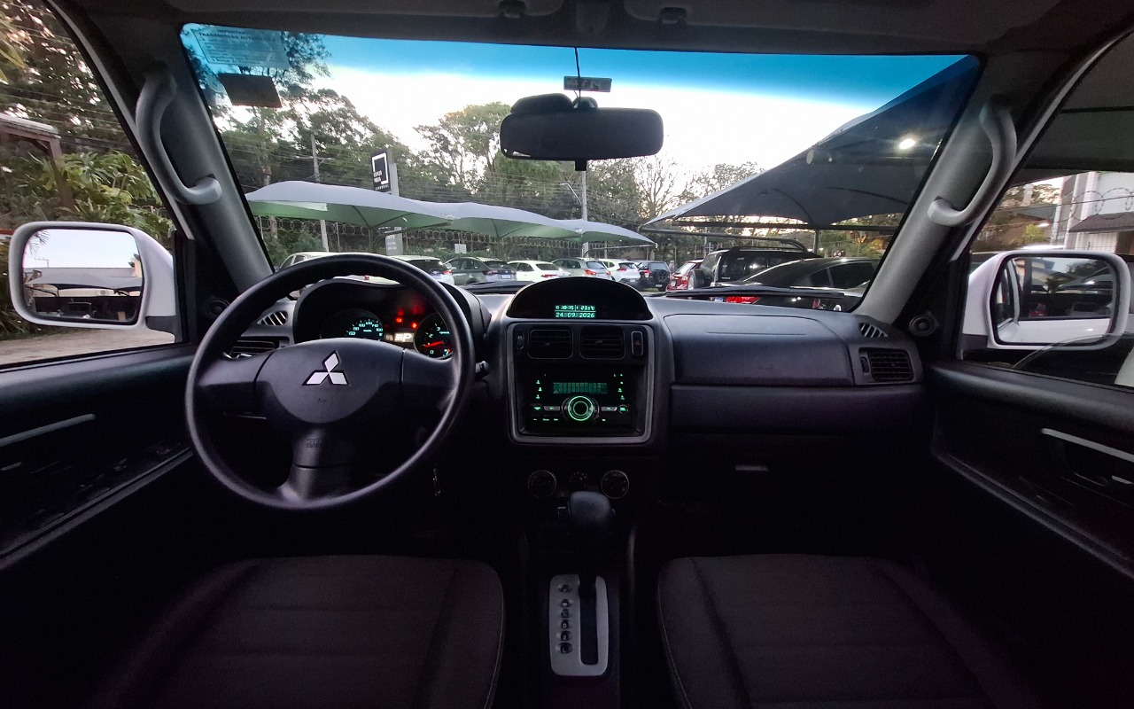 imagem-https://www.socarrao.com.br/sc-vehicle-images-prod/4156027/1790532480657-MjAyNjA5MjRfMTgxNjAzLmpwZy5qcGVn.jpeg