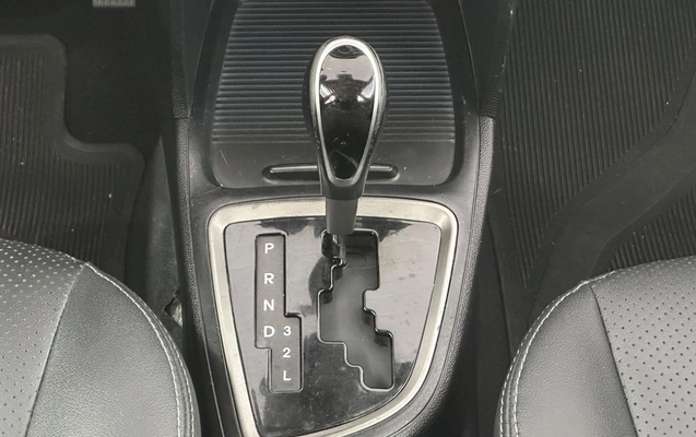 imagem-https://www.socarrao.com.br/sc-vehicle-images-prod/4156032/1790533365612-c87f3b43ea984593af619638bc09318f_1790532950590.jpg