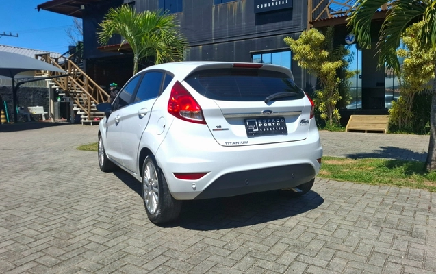 imagem-https://www.socarrao.com.br/sc-vehicle-images-prod/4156159/1790539257287-MjAyNjA5MjZfMTEzMzUxLmpwZy5qcGVn.jpeg