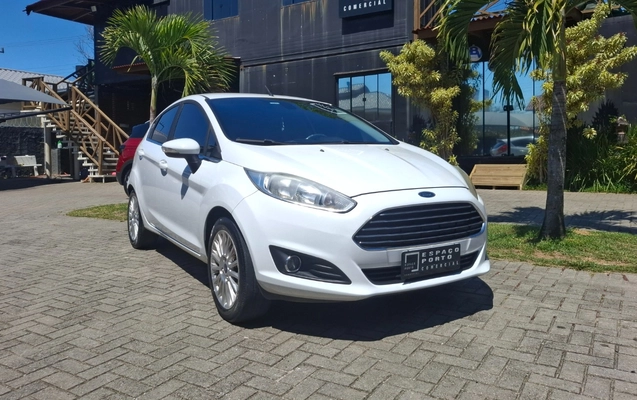 imagem-https://www.socarrao.com.br/sc-vehicle-images-prod/4156159/1790539371755-MjAyNjA5MjZfMTEyMjIwLmpwZyAoMSkuanBlZw.jpeg