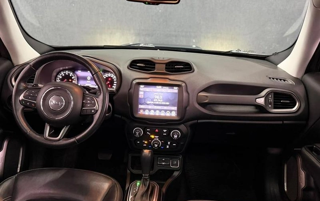 imagem-https://www.socarrao.com.br/sc-vehicle-images-prod/4156318/1790866029560-8518447_4_B_739f53f90c.jpeg