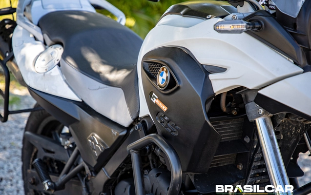 imagem-https://www.socarrao.com.br/sc-vehicle-images-prod/4156365/1790552313206-003_7671a08c16319bffad69795ef9150506.jpg