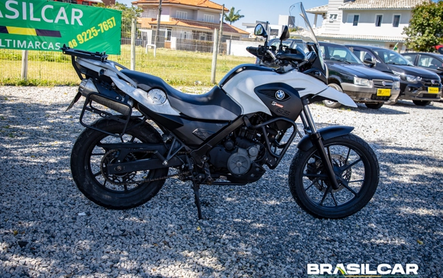 imagem-https://www.socarrao.com.br/sc-vehicle-images-prod/4156365/1790552313208-003_4b8d57df3fdfe0208b693233c7c3ba07.jpg