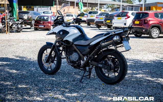 imagem-https://www.socarrao.com.br/sc-vehicle-images-prod/4156365/1790552313209-003_a281e66b3765a8752489714b18d666dd.jpg