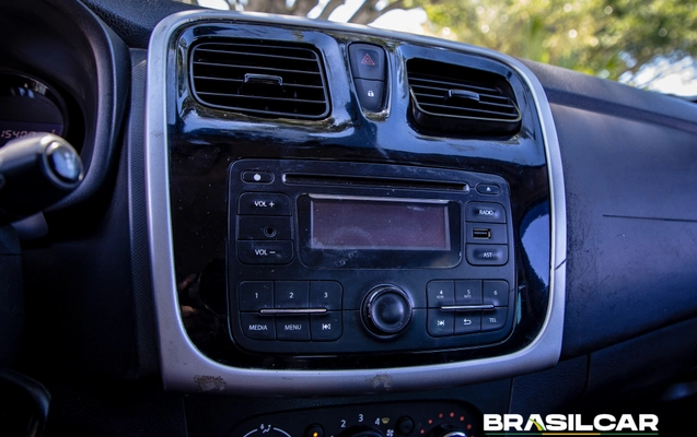 imagem-https://www.socarrao.com.br/sc-vehicle-images-prod/4156379/1790552975766-003_c6d900d14e69362d7caa8a6d7645eb82.jpg