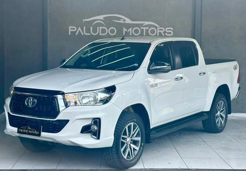 Toyota Hilux 2019 Branco — foto 1 de 3