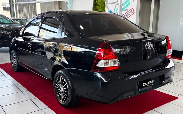 imagem-https://www.socarrao.com.br/sc-vehicle-images-prod/4156615/1790563874432-MDA1LmpwZw.jpg