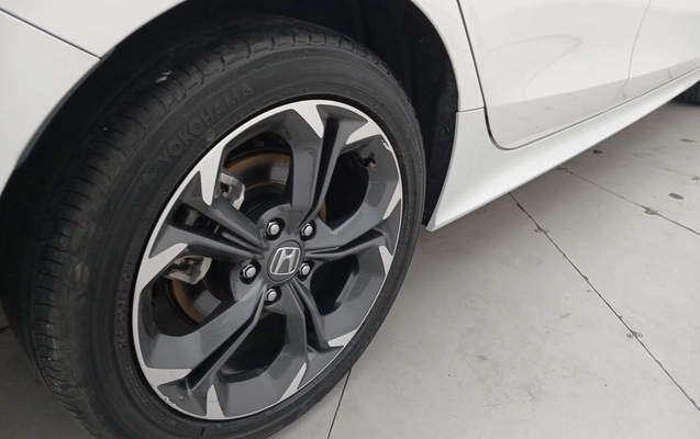 imagem-https://www.socarrao.com.br/sc-vehicle-images-prod/4156739/1790566592345-1_041927.jpg