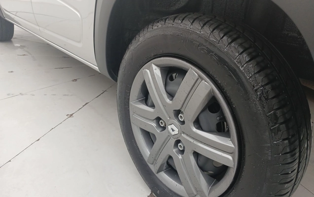 imagem-https://www.socarrao.com.br/sc-vehicle-images-prod/4157110/1790567150160-2_013741.jpg