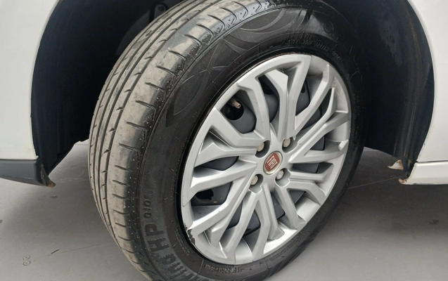 imagem-https://www.socarrao.com.br/sc-vehicle-images-prod/4159331/1790571604784-1_020846.jpg