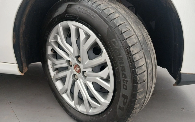 imagem-https://www.socarrao.com.br/sc-vehicle-images-prod/4159331/1790571604785-1_020847.jpg