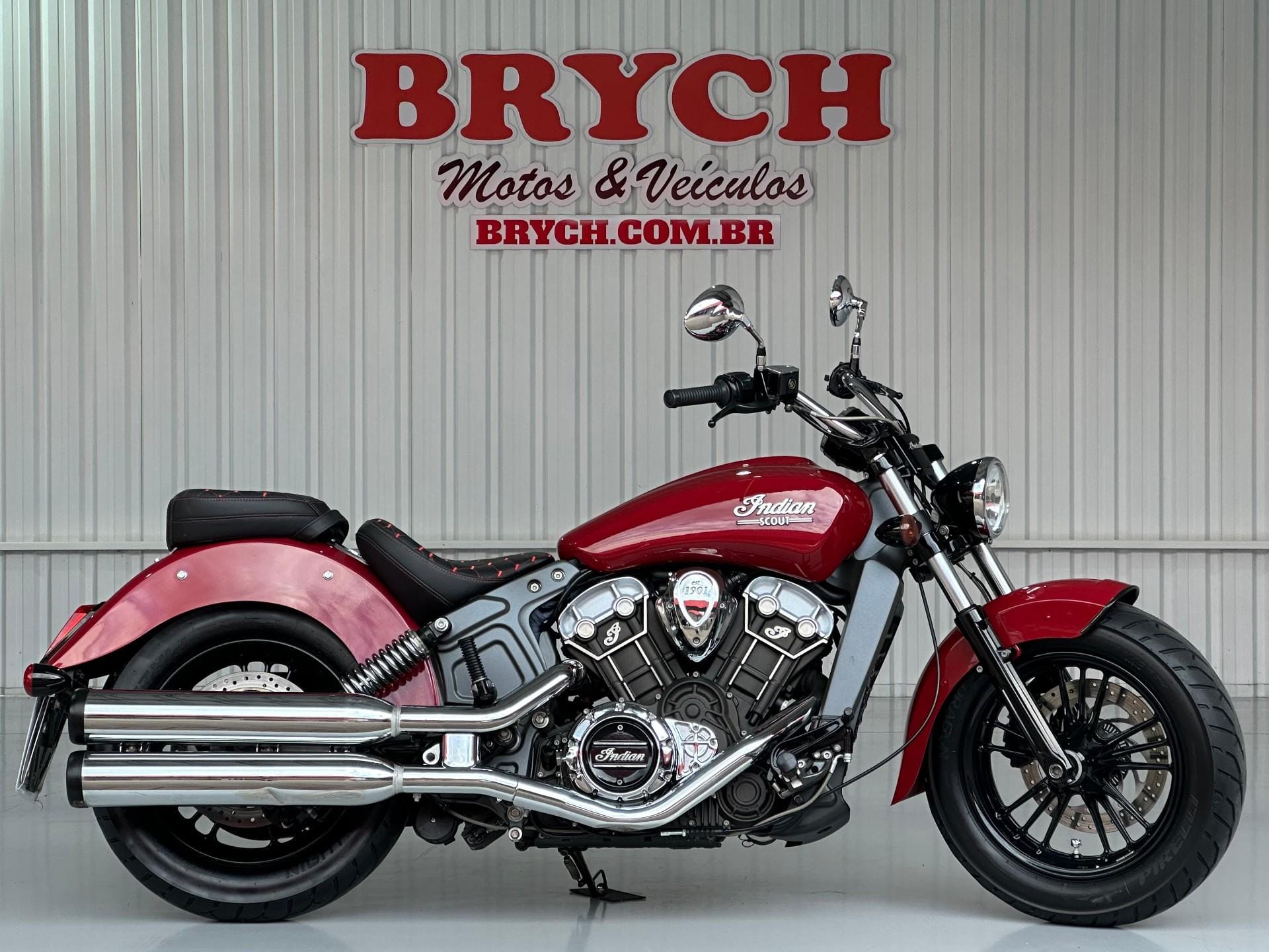 Indian SCOUT 2016 Vermelho — foto 1 de 3