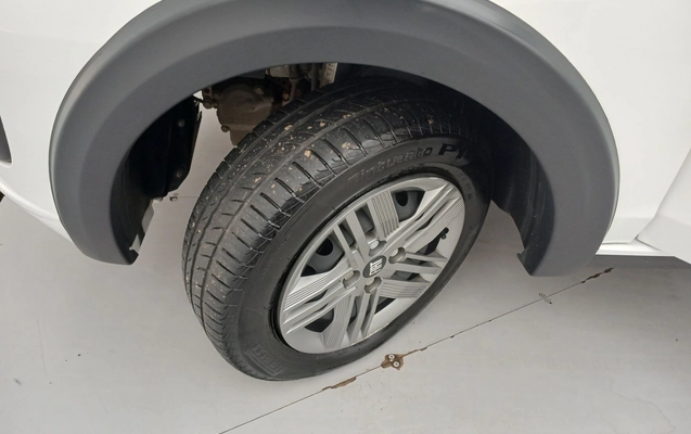 imagem-https://www.socarrao.com.br/sc-vehicle-images-prod/4162131/1790577156168-1_123423.jpg