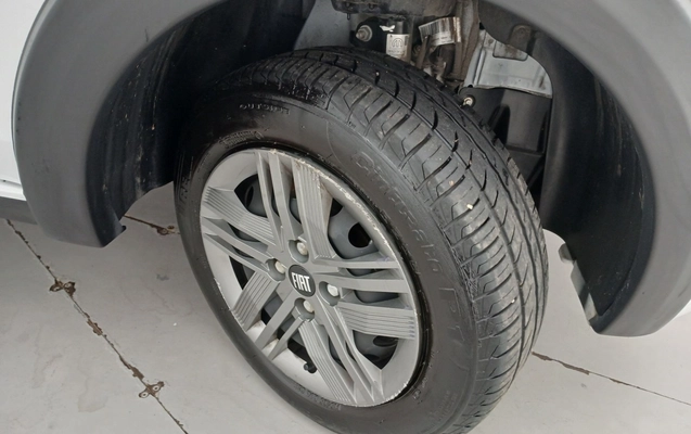 imagem-https://www.socarrao.com.br/sc-vehicle-images-prod/4163807/1790579998257-1_035442.jpg