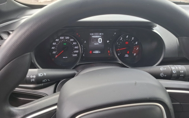 imagem-https://www.socarrao.com.br/sc-vehicle-images-prod/4163943/1790580066986-1_041035.jpg