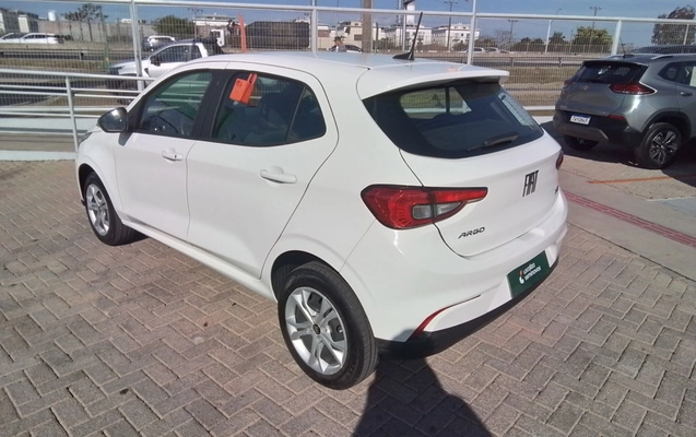 imagem-https://www.socarrao.com.br/sc-vehicle-images-prod/4164740/1790583099022-2_034232.jpg
