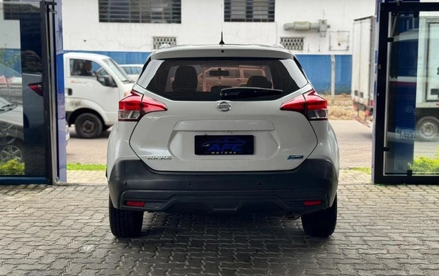 imagem-https://www.socarrao.com.br/sc-vehicle-images-prod/4164972/1790592970828-8509211_4_B_b885ab2d80.jpeg