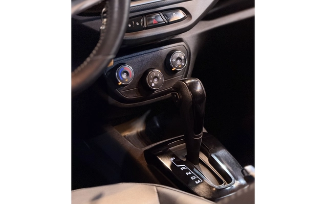 imagem-https://www.socarrao.com.br/sc-vehicle-images-prod/4164996/1790595336369-1_083446.jpg