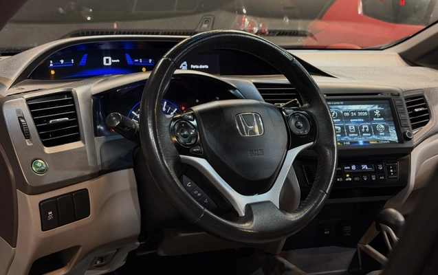 imagem-https://www.socarrao.com.br/sc-vehicle-images-prod/4164999/1790595630343-1_083950.jpg