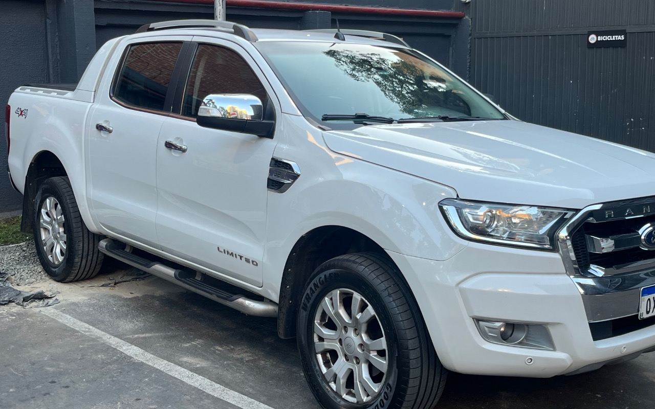 Ford Ranger 2017 Branco — foto 1 de 3
