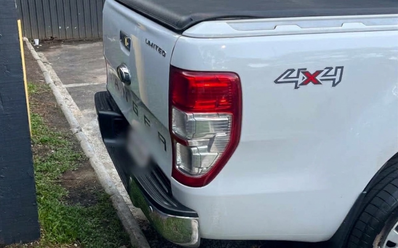 imagem-https://www.socarrao.com.br/sc-vehicle-images-prod/4165002/1790598821077-SU1HXzU2NzguanBlZw.jpeg