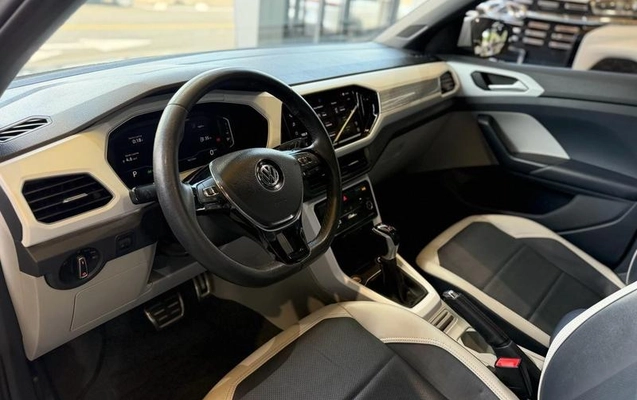 imagem-https://www.socarrao.com.br/sc-vehicle-images-prod/4165006/1790596158190-8509012_10_B_a4edf3400e.jpeg