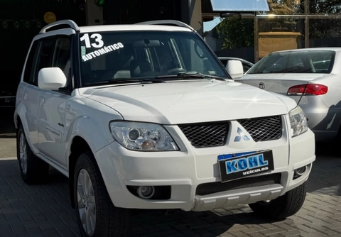 Mitsubishi Pajero TR4 2013 Branco — foto 1 de 3