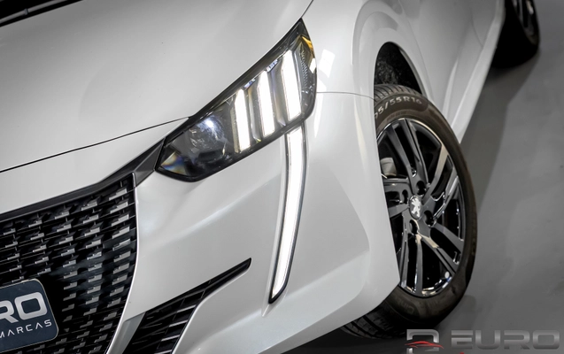 imagem-https://www.socarrao.com.br/sc-vehicle-images-prod/4165014/1790862548313-13678de0d82041498b7868a72a0040b6_1790852194244.jpg