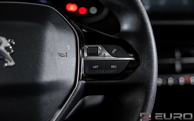 imagem-https://www.socarrao.com.br/sc-vehicle-images-prod/4165014/1790862548331-cf5f8678e6c34d5fb24aeea1c3b97ce0_1790852194283.jpg