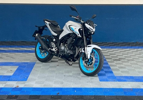 Yamaha MT-03 321/ABS 2026 Cinza — foto 1 de 3