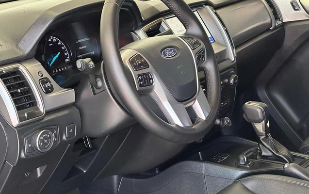imagem-https://www.socarrao.com.br/sc-vehicle-images-prod/4165029/1790872703322-8517173_10_B_979b0cccdb.jpeg