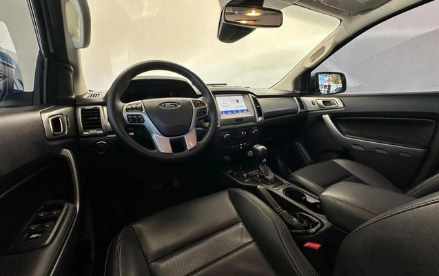 imagem-https://www.socarrao.com.br/sc-vehicle-images-prod/4165029/1790872703324-8517173_12_B_abec7ee46c.jpeg