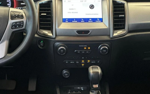 imagem-https://www.socarrao.com.br/sc-vehicle-images-prod/4165029/1790872703326-8517173_13_B_1999f541ac.jpeg