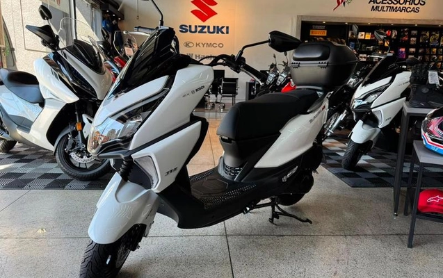 imagem-https://www.socarrao.com.br/sc-vehicle-images-prod/4165035/1790690040024-8426511_8_B_59fde2d5c8.jpeg