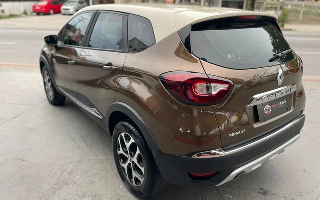 imagem-https://www.socarrao.com.br/sc-vehicle-images-prod/4165053/1790597742959-8ca1d5f22c0145ae804a0f81c9078d87_1790597684715.jpg