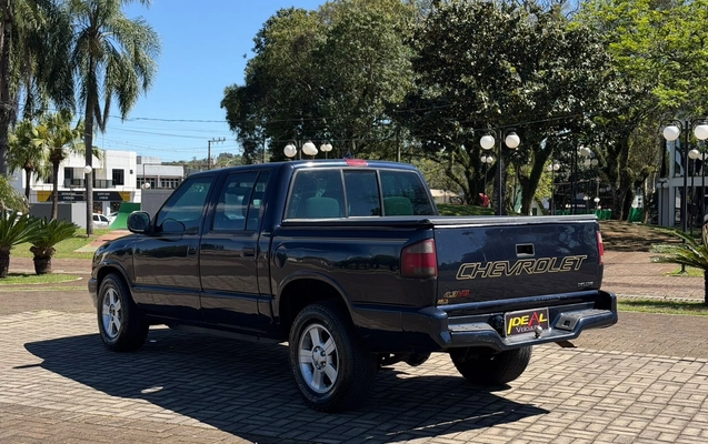 imagem-https://www.socarrao.com.br/sc-vehicle-images-prod/4165106/1790598024988-3309739fddf245cca4f666d0f336e80e_1790597548566.jpg