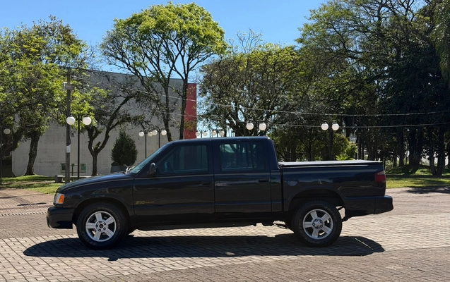 imagem-https://www.socarrao.com.br/sc-vehicle-images-prod/4165106/1790598024990-52e3255dd72c458283e05826de6686d9_1790597548591.jpg
