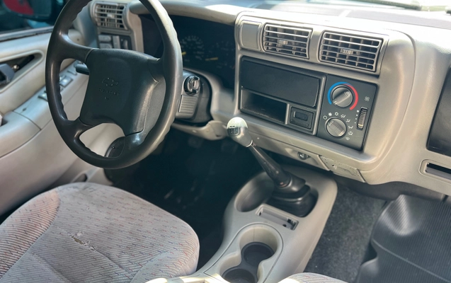 imagem-https://www.socarrao.com.br/sc-vehicle-images-prod/4165106/1790598024994-cb178f7b1c924fc49df00c9d5cd6cb1e_1790597548636.jpg